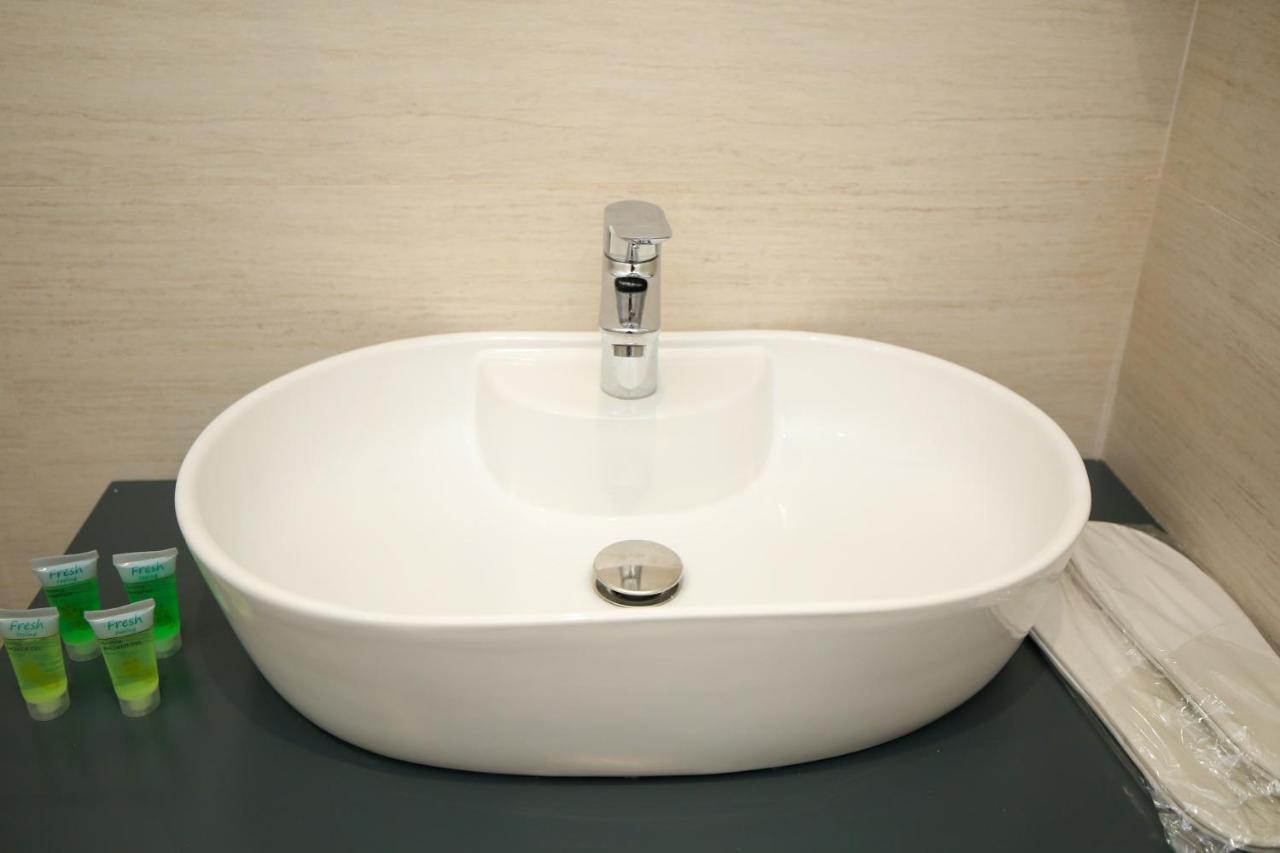 Hotel Amantia オリクム エクステリア 写真